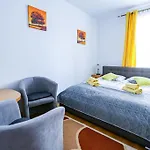 Nadmorska Centrum Homestay Leba