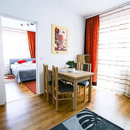 Δωμάτια σε οικογενειακή κατοικία Nadmorska Centrum *