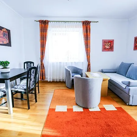 Nadmorska Centrum Homestay *